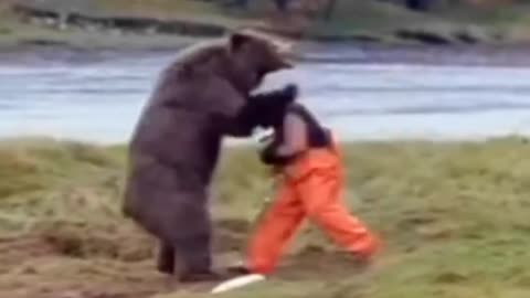 Bear ✊ With Men 😜 Funny Animals Video #Trending #2023 #Viral