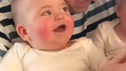 BabiesArena Giggles Galore: Adorable Laughter Compilation