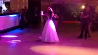 bride and groom dancing on the dance floor