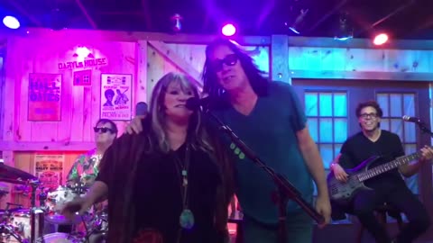 August 1, 2018 - Todd Rundgren & Melanie Duet on 'Brand New Key'