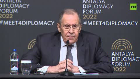 Russian FM Sergey Lavrov speaks to the press on bio-weapons in Ukraine