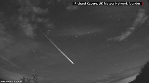 UK: Mysterious slow-moving fireball caught on camera