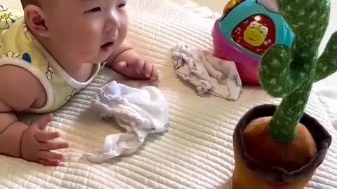 Bebês Tomando Susto com Caquito Falante 😂👶