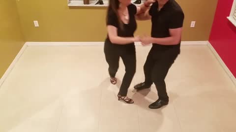 Bachata Turn Pattern - Riddle - 12/12/20 Bachata Con El Pelon Class