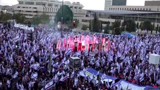 Israelis rally at Supreme Court ahead of historic hearing