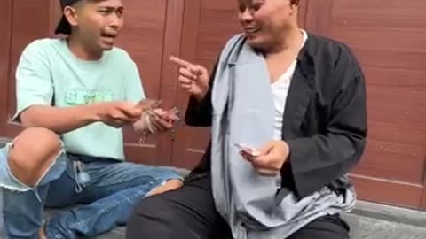 TUKAR UANG JADI DUA