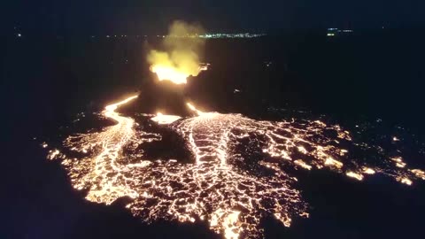 Iceland volcano spews more smoke and lava
