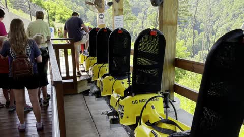 Riding the Mountain Coaster in Anakeesta, Gatlinburg (without touching brakes!!)