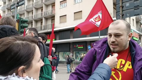 Intervista a Vittorio Savini (GC) - Manifestazione nazionale a Milano contro la guerra - 24 febbraio