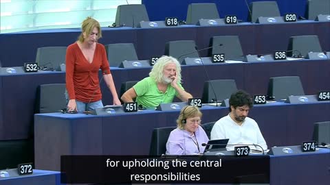 MEP Clare Daly - Awarding Julian Assange For The Sakharov Prize: Victory for Freedom of Thought!