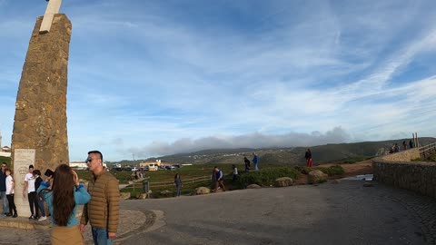 The people who waiting for take a picture at end of the world(cabo da roca)