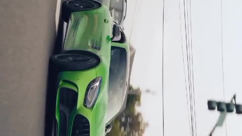 Green Motivational Car