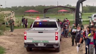 Hundreds of migrants are crossing illegally into La Joya, TX this morning