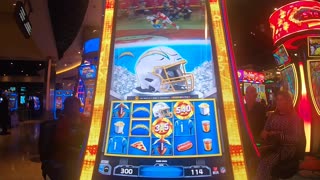 Super Bowl Jackpots Slot Machine Play Bonuses Free Games!