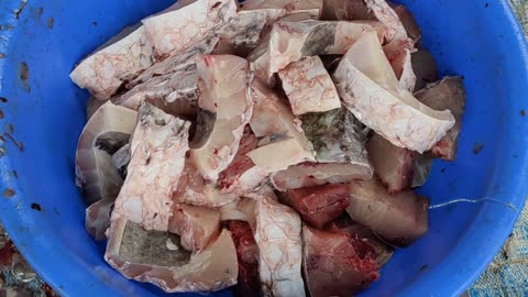 Big Rohu Fish Cutting By Expert Cutter In Fish Market