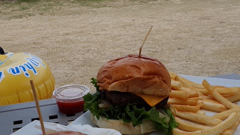 Hamburger on the beach