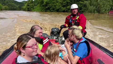 Kentucky floods kill 30, likely more, governor says