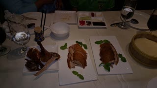 How Chinese Roast the Famous Peking Duck