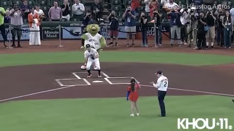 Uvalde shooting survivor Mayah Zamora throws first pitch at Houston Astros game