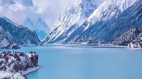 ICE MOUNTAINS | nature | aerial film| visuals