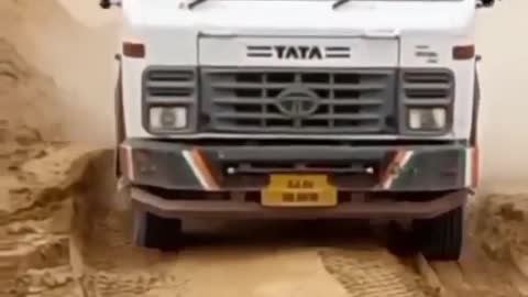 Indian truck driver horn attitude