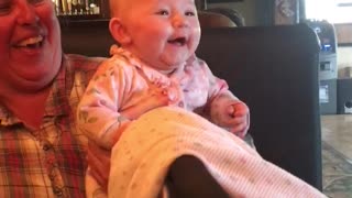Adorable baby can’t stop laughing for her FIRST TIME!