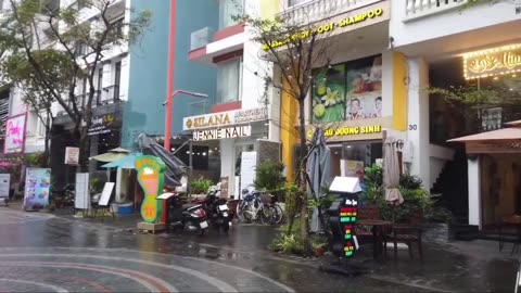 BEST BURGER IN DANANG VIETNAM - Bikini Bottom #video