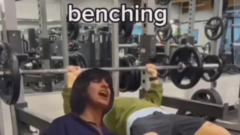 When I'm benching be like
