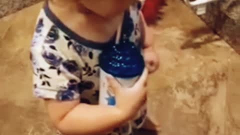 Toddler rats out dad in absolutely hysterical fashion - the baby is very beautiful...