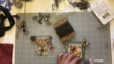 Creating with Beebeecraft chain, large safety pins & filigree pieces (from Lovely Lavender Wishes)