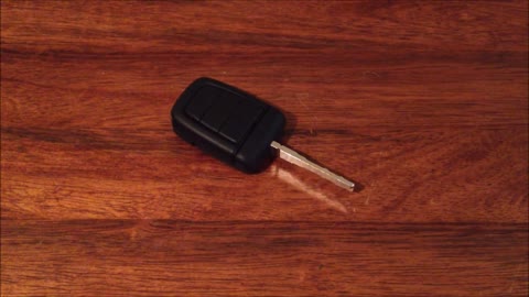 How To Replace Battery In A VE Holden Commodore Key