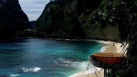 One of the most beautiful beaches in the world - Diamond Beach(Nusa Penida - Bali)