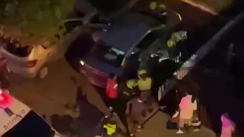 Policía en Carulla Castillo Cartagena