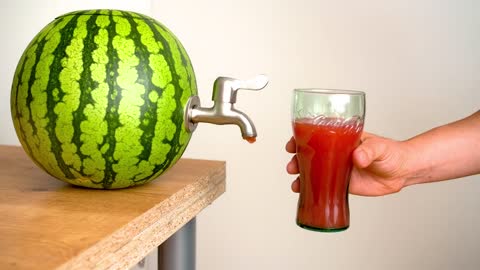 Most Easy Tricks to cut Watermelon in a satisfactory way