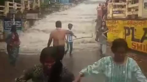 Korthalam Waterfall, Flood In Tamil Nadu, India | May 17, 2024