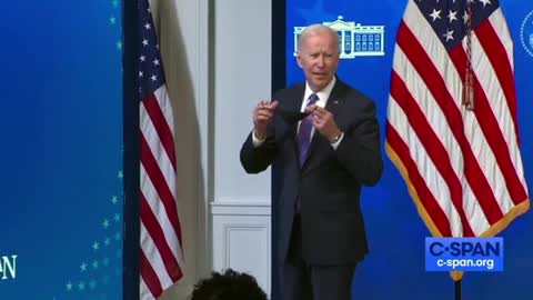 Whoops. Audience laughs as Joe Biden forgets his mask