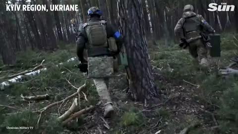 Rare footage from the frontline as Ukranian troop battle with russian troops