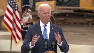 Biden Standing Outside: ‘I’ll Bet Everyone in This Room ...’