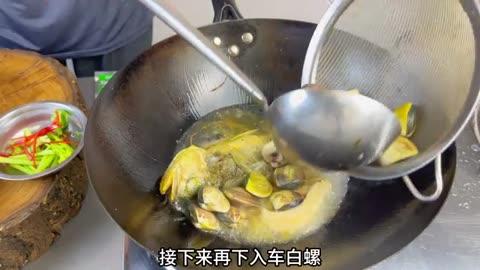 Share Zhejiang's famous dish, braised yellow croaker and white snail with snow vegetable