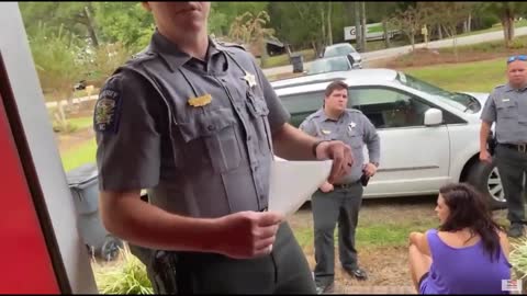 Hillbilly Richlife threatens the law and his mama tell him to shut up.