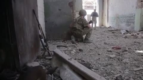 Urban warfare footage from Severodonetsk