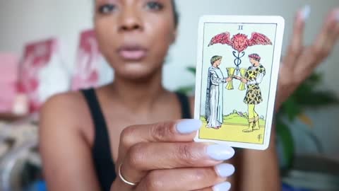 6 Tarot Cards You See When It Comes To Soulmates! #VERYREAL