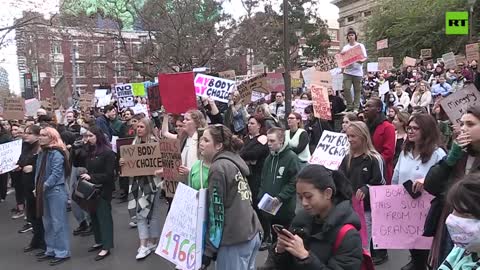 Massive rally for women’s reproductive rights held in Melbourne