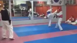 Red vest taekwondo slip