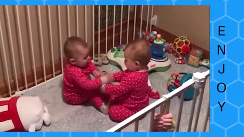 Baeutiful Twins Baby Fighting