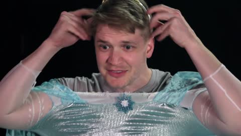 5 Overgrown Men Try on Children’s Halloween Costumes