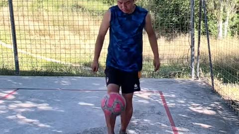 -Knee ATW football soccer paellero futbol aroundtheworld