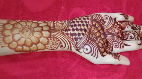 Beautiful henna tattoo stain