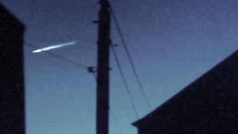 UFO Crashing in Californian sky, and ejecting a mysterious Orb