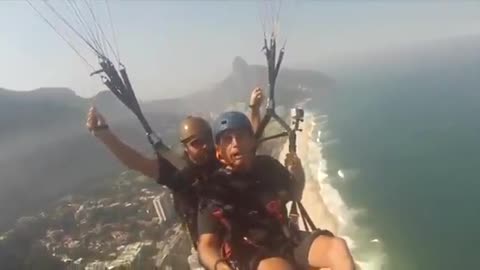 Bolsonaro de parapente